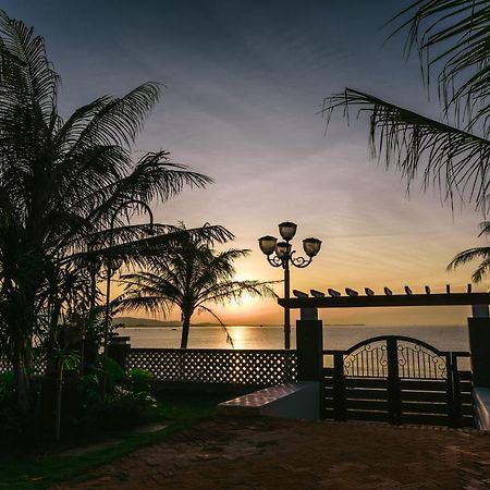 Готель Ninh Thuan Retreat Фанранґ Екстер'єр фото