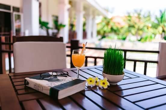 Готель Ninh Thuan Retreat Фанранґ Екстер'єр фото