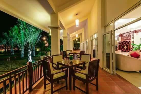 Готель Ninh Thuan Retreat Фанранґ Екстер'єр фото