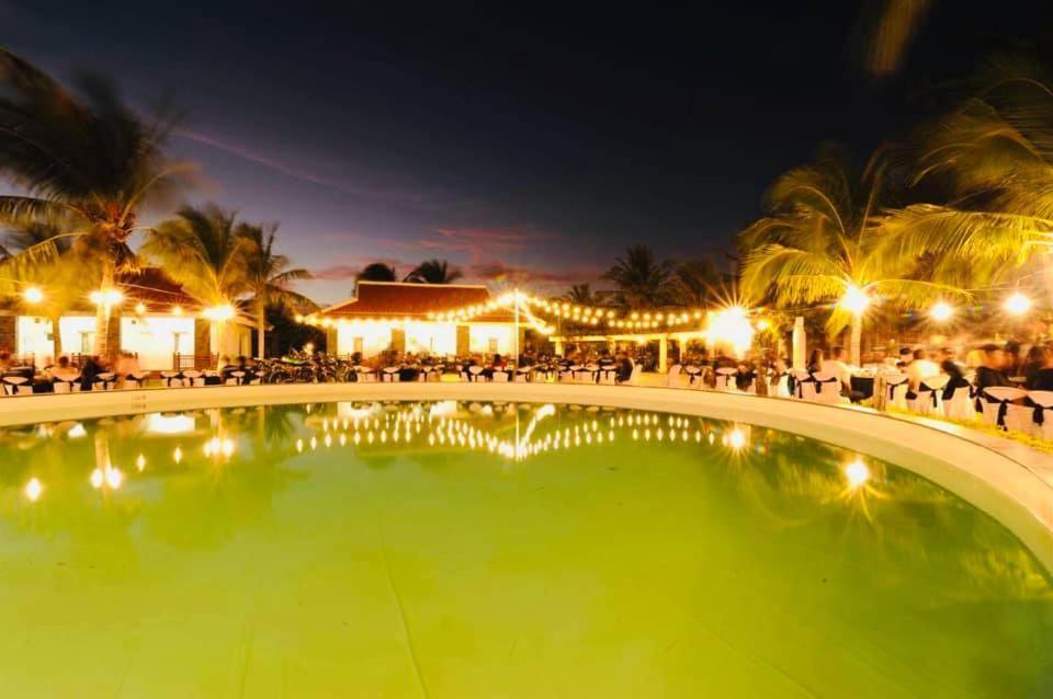 Готель Ninh Thuan Retreat Фанранґ Екстер'єр фото